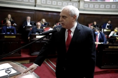 Senador bonaerense apuntó contra el oficialismo y sus “malas decisiones”