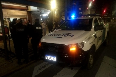 Terror en La Plata: violento robo a mano armada en una casa de deportes