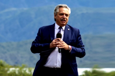 Con críticas al gobierno de Macri, Alberto Fernández se manifestó en contra de los créditos UVA