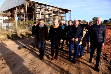 Alak, Secco, Cagliardi y Katopodis supervisaron las obras de la nueva planta potabilizadora de Ensenada