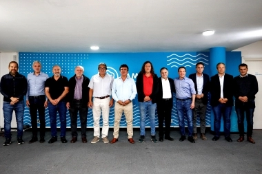 Espinoza se reunió con sindicalistas y pidió al Gobierno un cambio de rumbo económico “urgente”