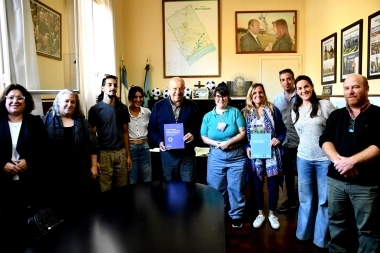 Especialistas recorrieron el funcionamiento de la escuela sustentable en Mar Chiquita