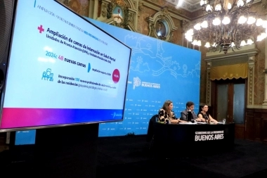 Kicillof responde el “abandono” de Milei a los jubilados con 18 nuevos centros de atención