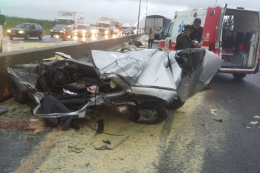 Choque múltiple en Autopista Buenos Aires-La Plata: cinco personas resultaron heridas