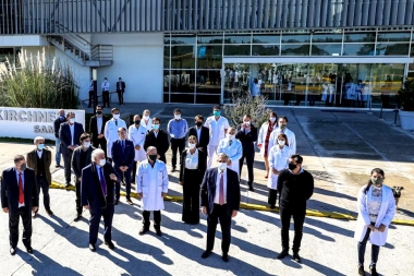 Alberto visitó junto a intendentes bonaerenses el Hospital Cuenca Alta de Cañuelas