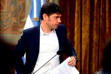 Kicillof apura el endeudamiento y busca sesiones de urgencia en la Legislatura