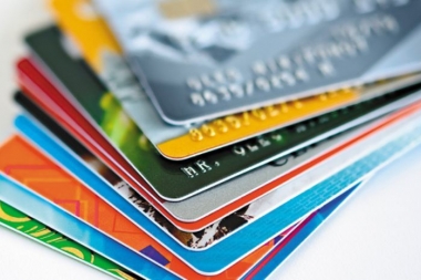 Impulsan proyecto de ley para regular intereses de sistema de tarjetas de créditos