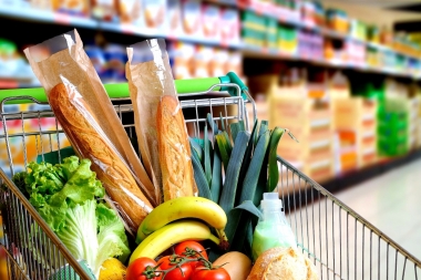La comida cada vez más cara: la canasta de alimentos subió más del 60 por ciento en un año