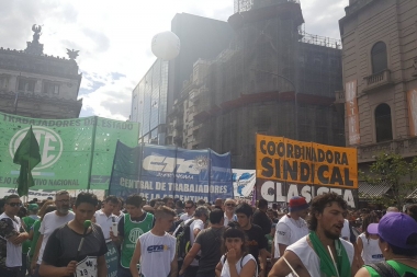 Marcha contra la reforma laboral: ATE acusó a Vidal de ser "el principal sostén del ajuste"