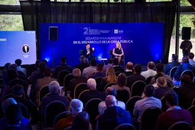 Nardini cerró encuentro con secretarios de obra pública de municipios en Malvinas Argentinas