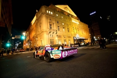 El Turismo Carretera celebró sus 85 años con un recorrido histórico por CABA
