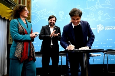 Kicillof y los municipios firmaron convenios con UNICEF para fortalecer los derechos de los niños