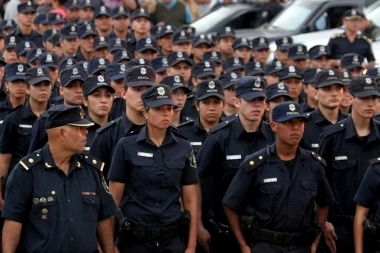 La Policía bonaerense acumuló un aumento salarial del 97% en 2022