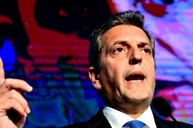 En un encuentro con empresarios, Massa llamó a dialogar con la oposición