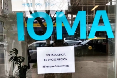 Un senador bonaerense denunció que el peronismo usó una sede del IOMA para hacer militancia por Cristina