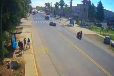 Ladrón prófugo de la Justicia fue detenido por realizar maniobras peligrosas con la moto