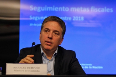 Dujovne dio detalles sobre las medidas de ajuste anunciadas por Macri para enfrentar la crisis