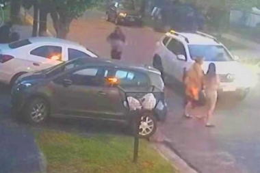 3 x 1 violento: encapuchados y armados, a un vecino le robaron el auto y a dos mujeres las pertenencias