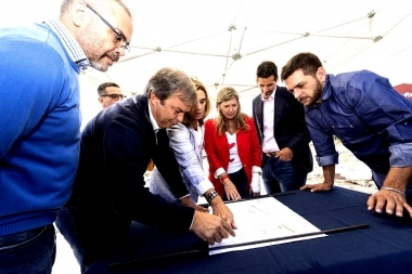 Cascallares y Fabiani presentaron un nuevo registro de las personas en Ministro Rivadavia