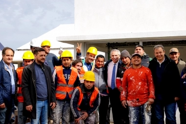 ¿De campaña? Alberto Fernández visitó las obras realizadas en Almirante Brown