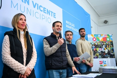 Mantegazza entregó nuevos créditos productivos para emprendedores de San Vicente