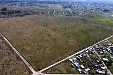 En San Vicente impulsan dos nuevos barrios de lotes habitacionales con servicios