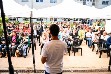 San Vicente entregó certificados para la manipulación de alimentos para 200 emprendedores