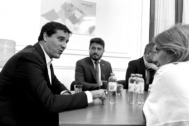 Diputados de la UCR no encuentran consensos y no descartan tener dos bloques radicales