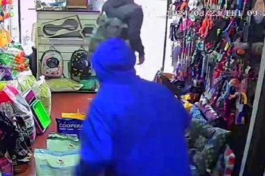 Sin control en Tres de Febrero: una comerciante echó a los ladrones con agua caliente