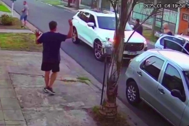 Match Point: regresaba de jugar al paddle y una banda de "pirañas" le robó la camioneta en Ituzaingó