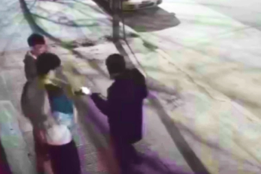 En Tres de Febrero, adolescentes fueron amenazados y asaltados por rateros de la villa Carlos Gardel