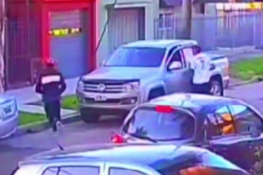 Más inseguridad en Morón: en 20 segundos le robaron la 4 x 4 y le vaciaron los bolsillos