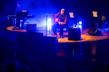 San Fernando brilla con grandes figuras en el Teatro Otamendi: humor, música y teatro de alto nivel