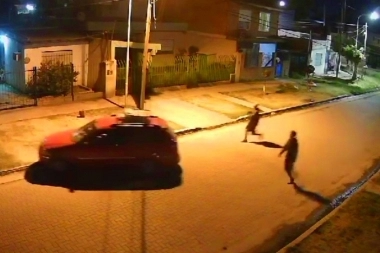 En la madrugada, pirañas acechan y les roban a los vecinos cuando llegan o salen de sus domicilios