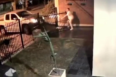 Inseguridad en Merlo: le tiraron el portón, le robaron la camioneta y la familia temió un secuestro