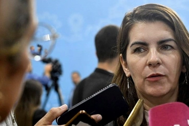 La intendenta de Moreno dijo que "Cristina ofreció un diálogo que Kicillof no acepta"