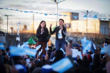 Mayra se llevó la victoria en Quilmes: Fuerza Patria ganó con el 48,18% de los votos