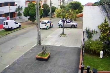 En la calle donde balearon al hijo de un dirigente de Vélez, robaron otro auto a mano armada