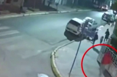 No perdonan a nadie: asaltaron a una mujer cuando estaba con sus pequeños hijos