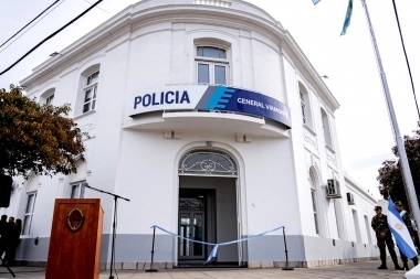 Flexas reinauguró la “renovada” Comisaría de Los Toldos para General Viamonte