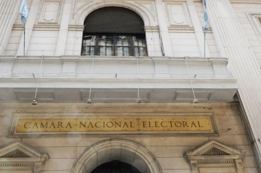 Etapa por etapa: cuál es el tope de gastos de cada partido político en la campaña electoral