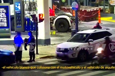 Borracho y drogado: "volaba" por Juan B. Justo hasta que atropelló a una motoquera y chocó con un taxi