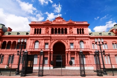 Amenaza de bomba en la Casa Rosada: investigan un llamado telefónico