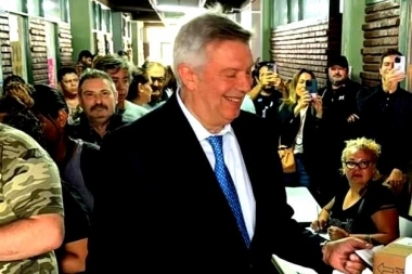Votó D'Alessandro: aseguró alta participación en San Martín y dijo que es “beneficioso”