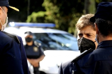 Kicillof anunció aumento salarial para la Policía Bonaerense