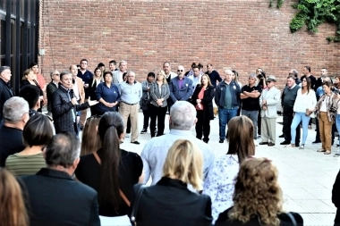 Aniversario de Esteban Echeverría: Gray inauguró una plaza y celebró con vecinos