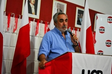 Miguel Fernández no irá por la relección en Trenque Lauquen y presentó a su candidato