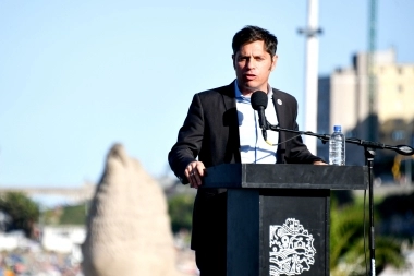 En medio de la incertidumbre económica, Kicillof no descartó emitir una moneda bonaerense