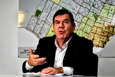 Montenegro acusó a Kicillof de hacer “política con el caos” por “bloquear” una obra pública