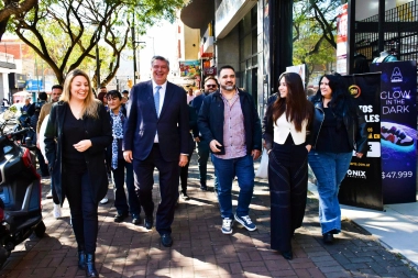 Luayza y D´Alessandro cierran la campaña de Nuevos Aires con un acto en Berazategui